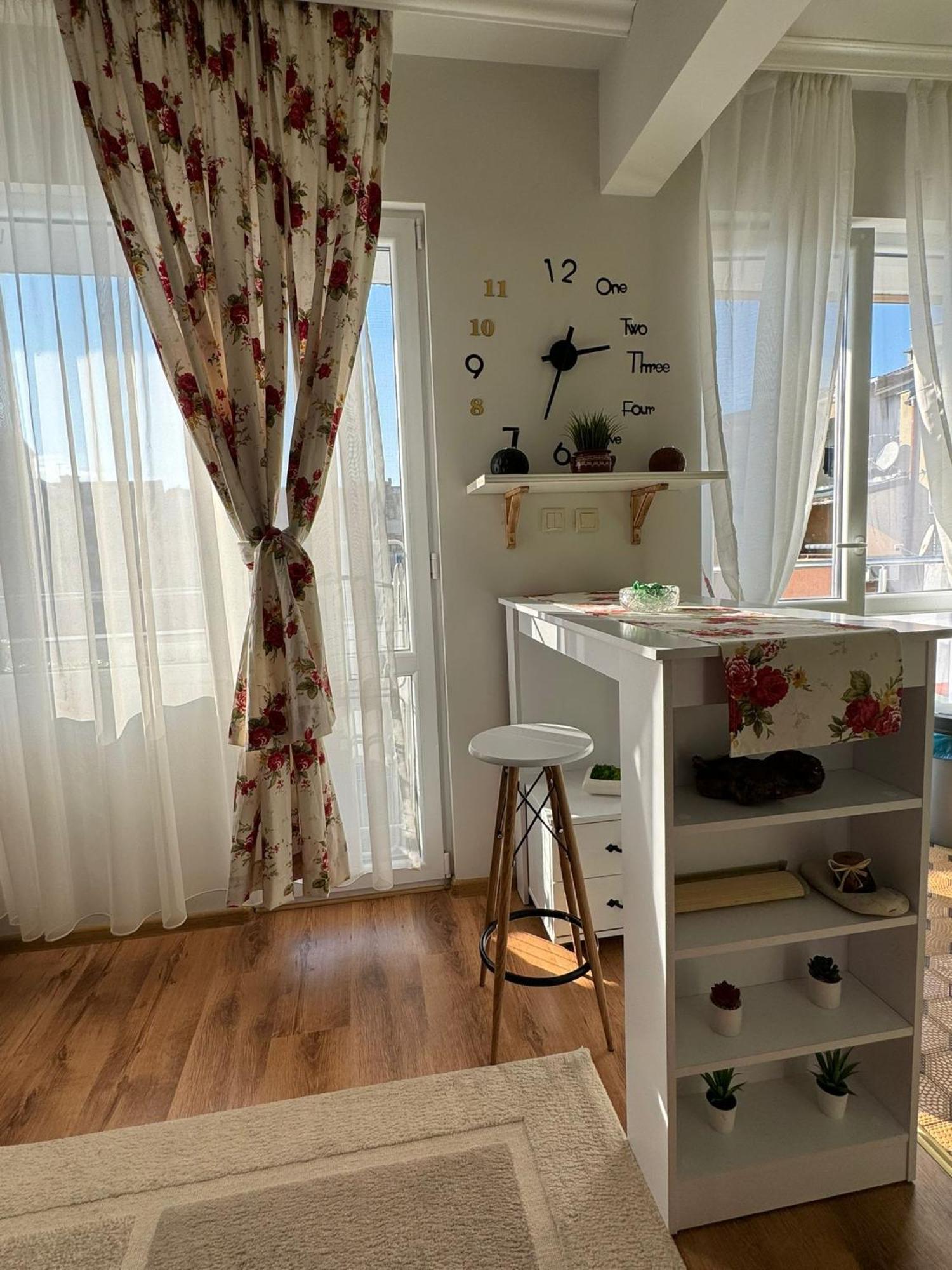 The Master&Margarita Apartment, Майстора и Маргарита Бургас Екстериор снимка